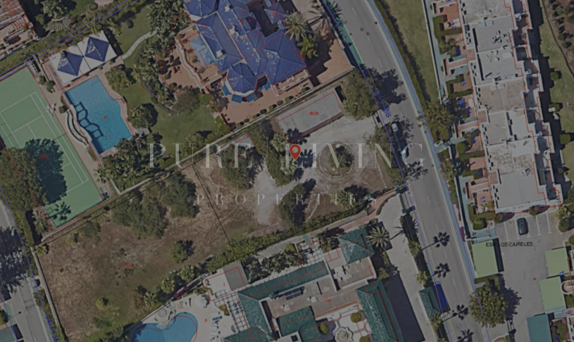 Exceptional plot situated in the prestigious area of, Nueva Andalucia