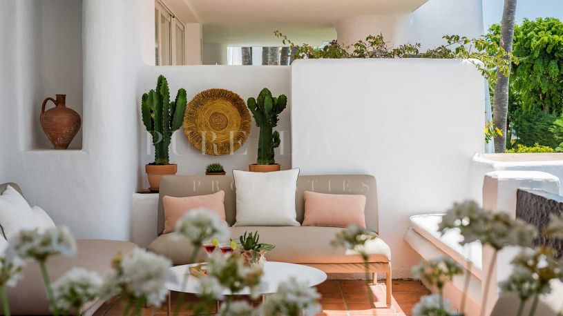 Fabulous two bedroom apartment in Puente Romano.