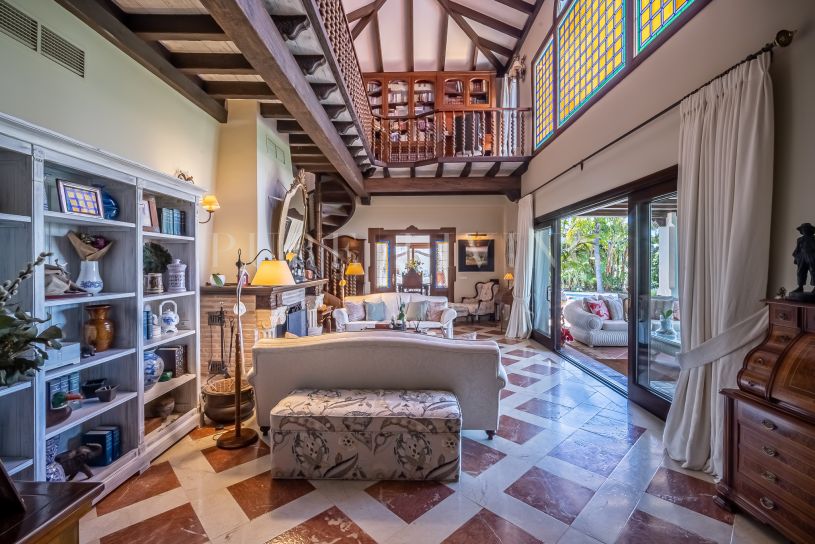 Een prachtige familie villa gelegen in Bahia de Marbella