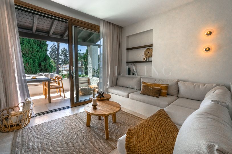 Suite familiar de un dormitorio recién reformada dentro del Puente Romano Beach & Spa Resort 5*.