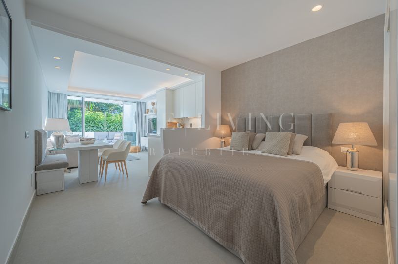 Suite familiar de un dormitorio totalmente renovada dentro del Resort Puente Romano Beach & Spa de 5*.
