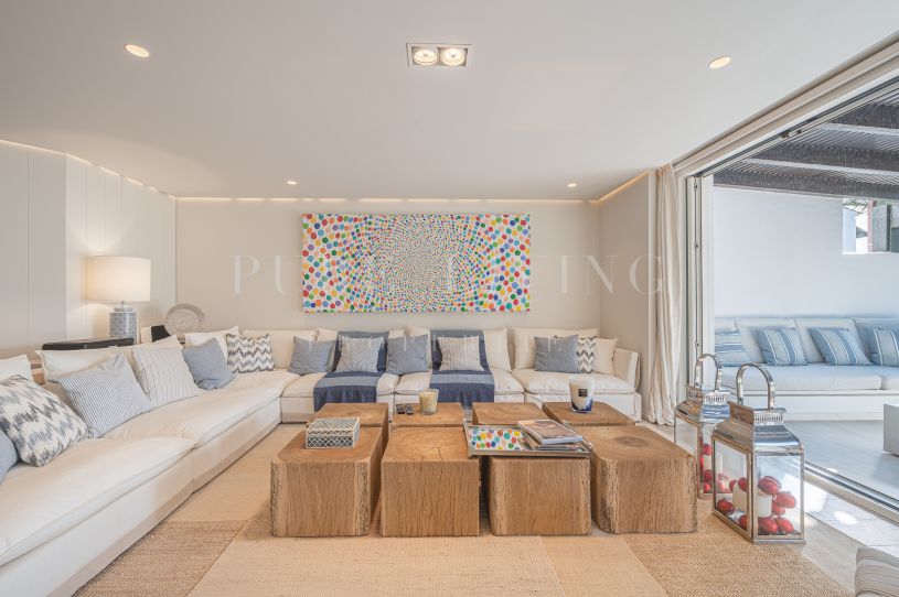 Impresionante Ático Dúplex en la lujosa Marina de Puente Romano.