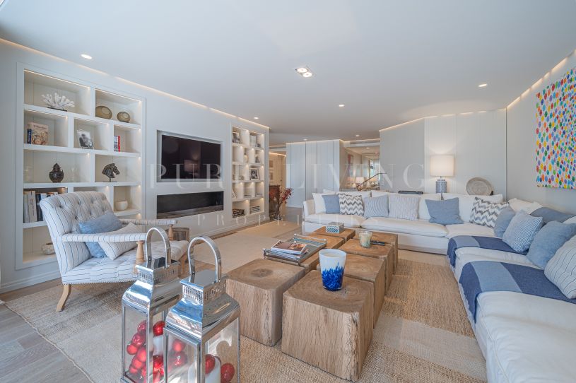 Impresionante Ático Dúplex en la lujosa Marina de Puente Romano.