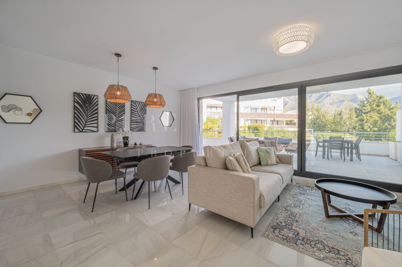 Uitstekende drie slaapkamer appartement gelegen in de nieuwe ontwikkeling Nazules, Golden Mile.