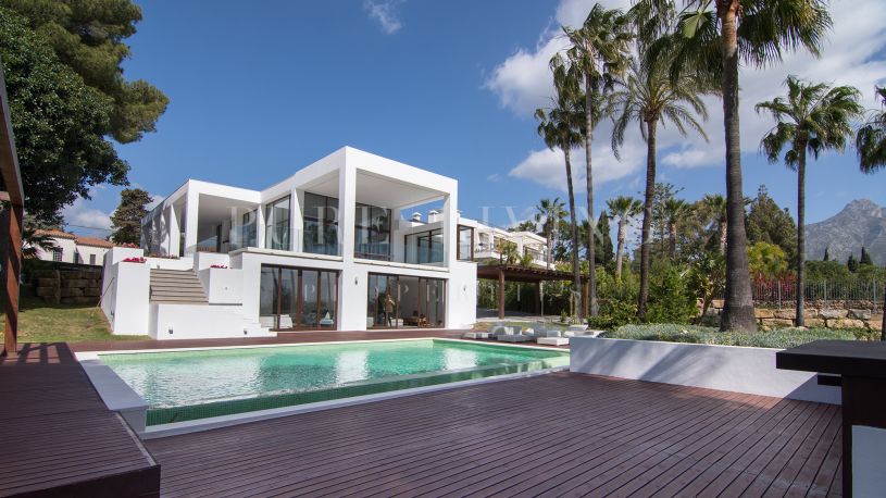 Stylish contemporary villa for sale with views and a short walk to the beaches of the Golden Mile.