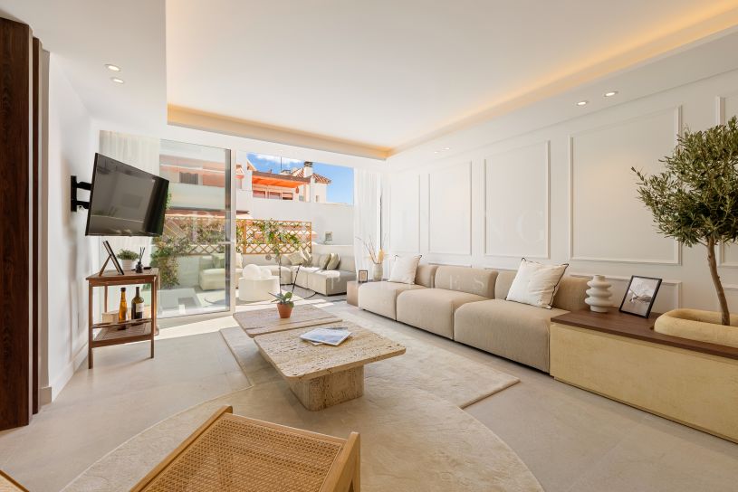 Town House for sale in Marbella Golden Mile, Marbella - All Areas