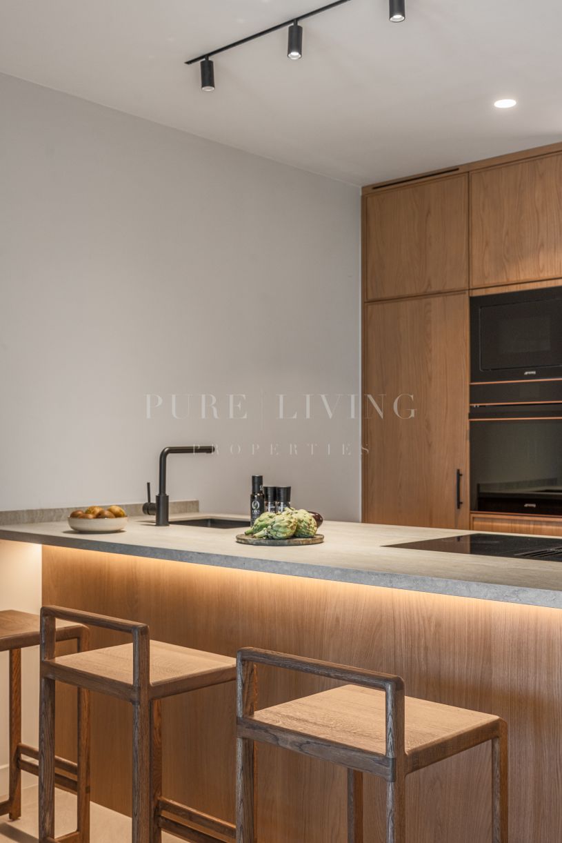MAISON VUE Renovated Townhouse with Panoramic Sea Views in La Quinta, Benahavís