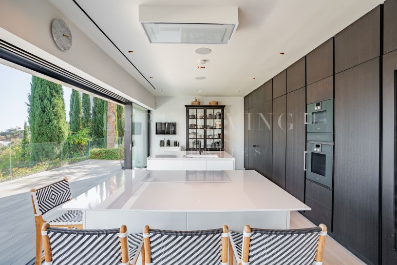 Villa Aman – Exceptional Contemporary Villa Surrounded by Nature in La Mairena
