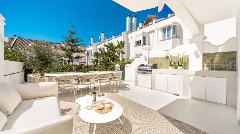 Town House for sale in Arco Iris, Marbella Golden Mile