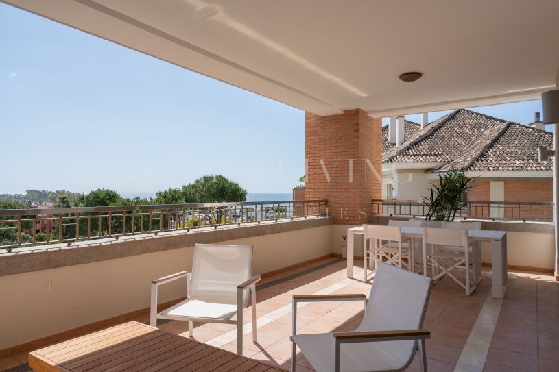 Appartement de luxe de trois chambres à La Trinidad, Marbella Golden Mile