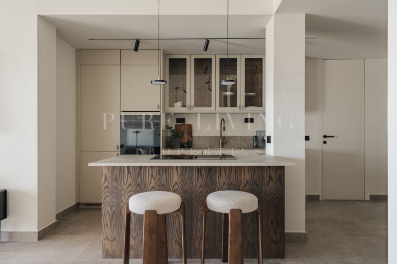 Newly renovated three-bedroom ground floor apartment in La Quinta village