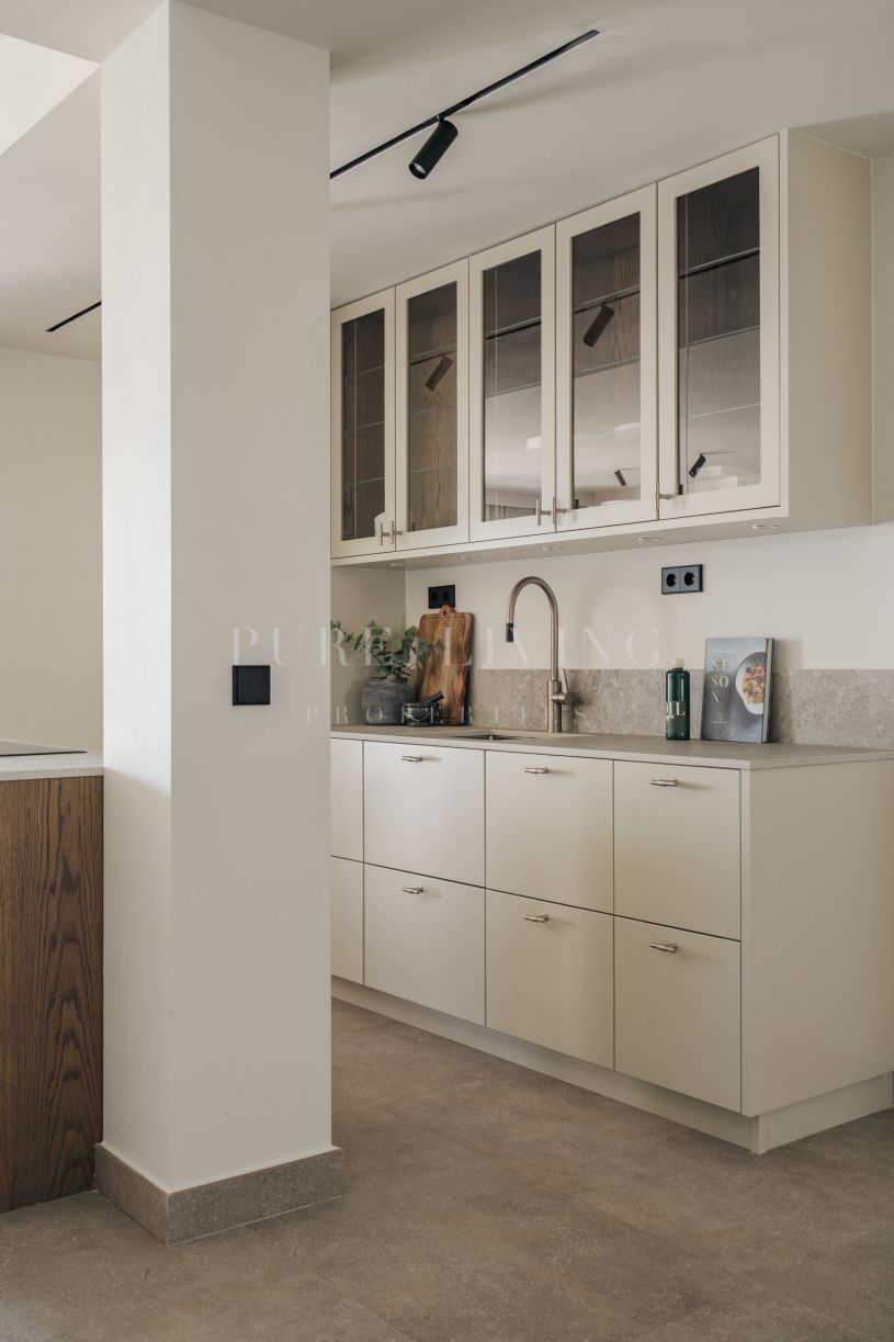 Newly renovated three-bedroom ground floor apartment in La Quinta village