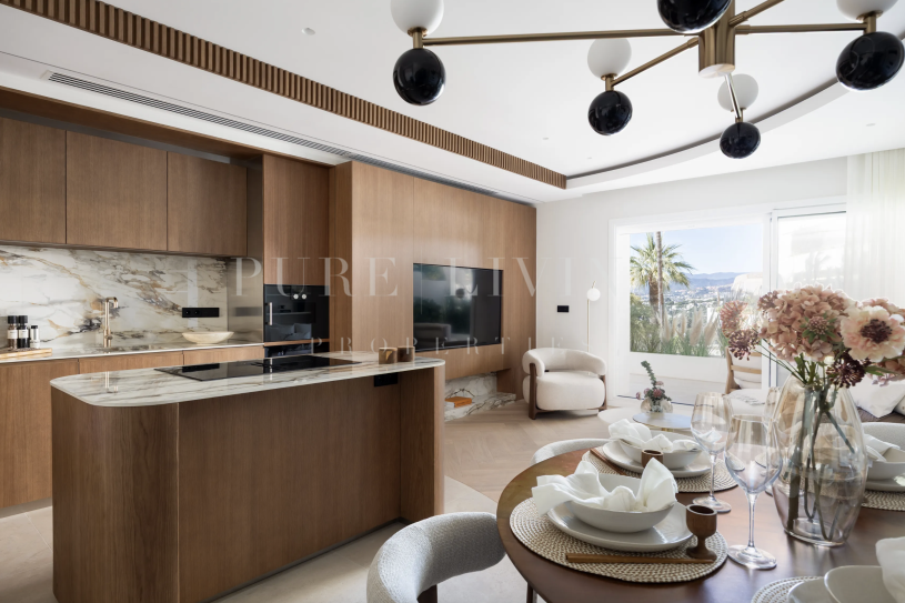 Arka Hill – Elegant Sea-View Residence on Marbella’s Prestigious Golden Mile