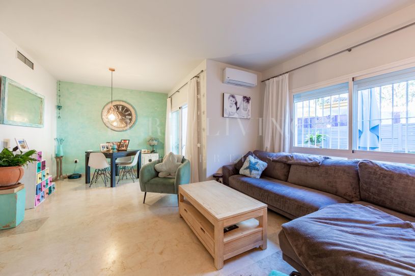 Luminoso y espacioso adosado situado en una zona privilegiada de San Pedro de Alcántara