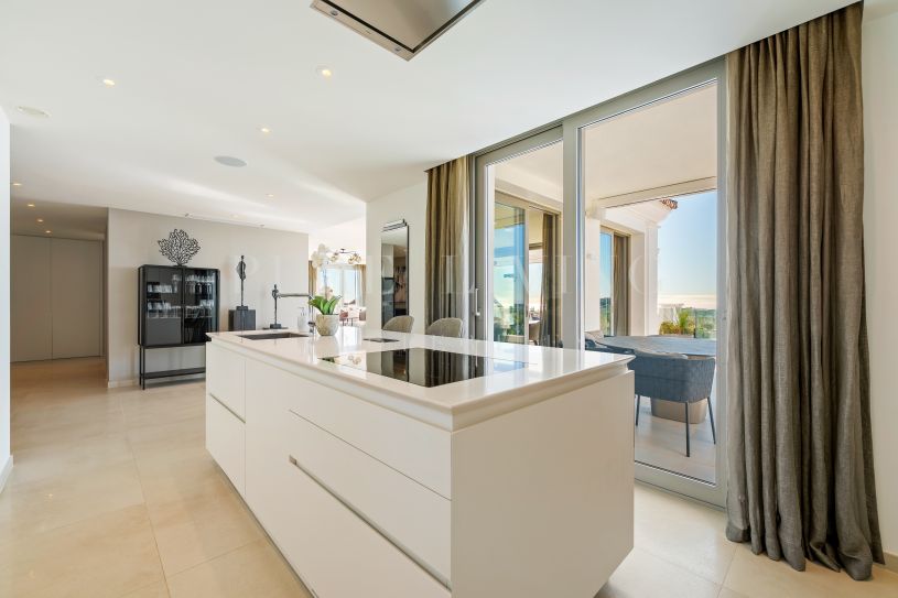 Duplex Penthouse – 9 Lions Residences, Aloha, Nueva Andalucía, Marbella