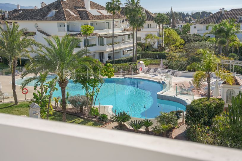 Ático dúplex en Monte Paraíso, Milla de Oro, Marbella