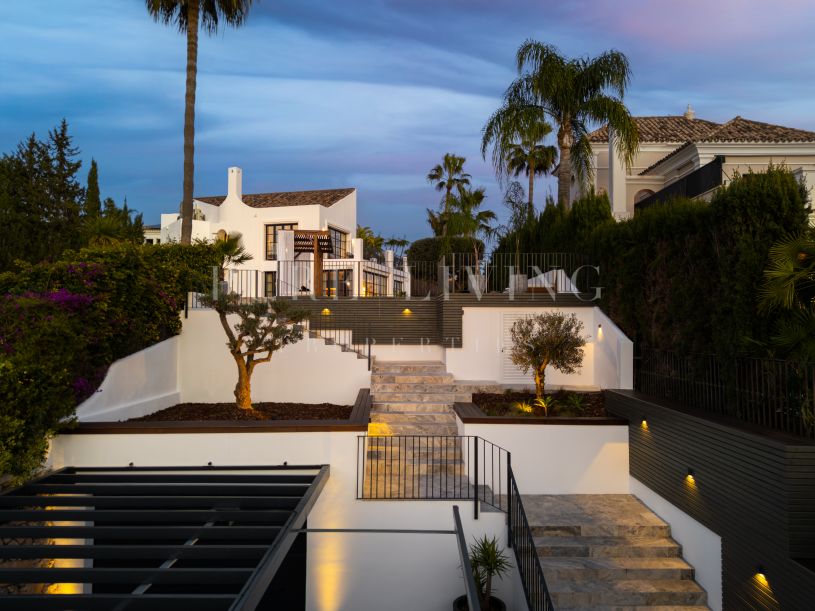 Auriga 12B – Elegant Four-Bedroom Villa in Nueva Andalucía, Marbella