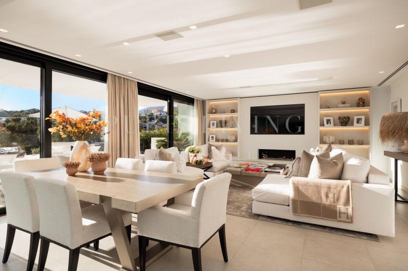 Four-bedroom villa set in the heart of Nueva Andalucía’s prestigious Golf Valley.