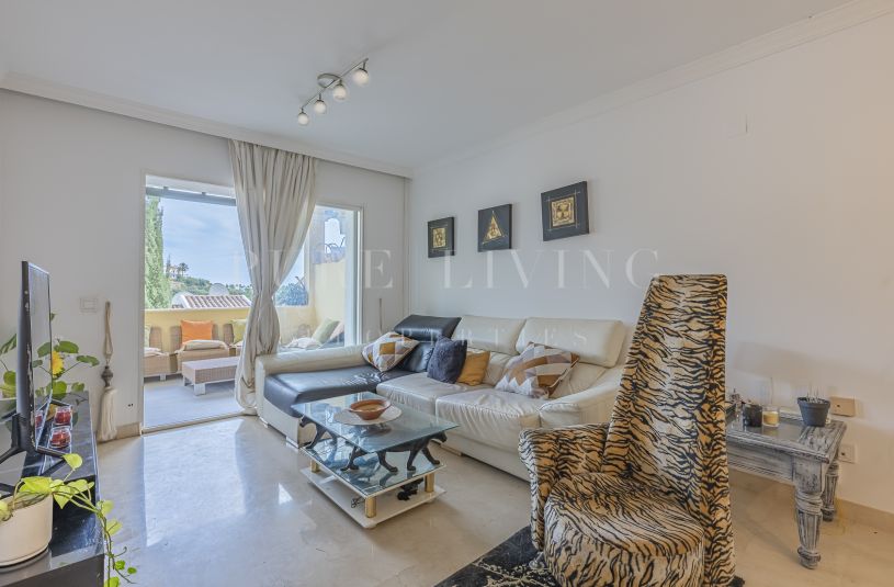 Impresionante apartamento con espectaculares vistas panorámicas en La Quinta Golf, Benahavís