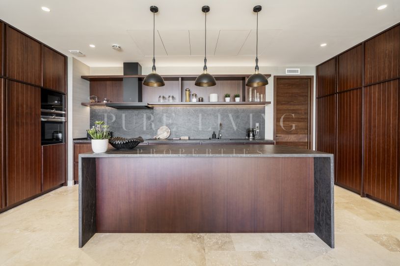 Appartement en première ligne de golf dans le luxueux Finca Cortesin à Casares