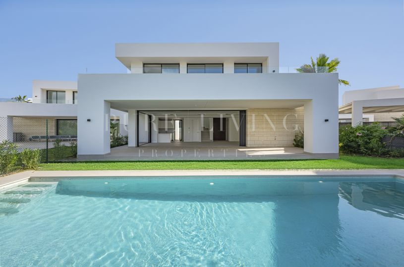 Brand new four bedroom in la Finca de Marbella