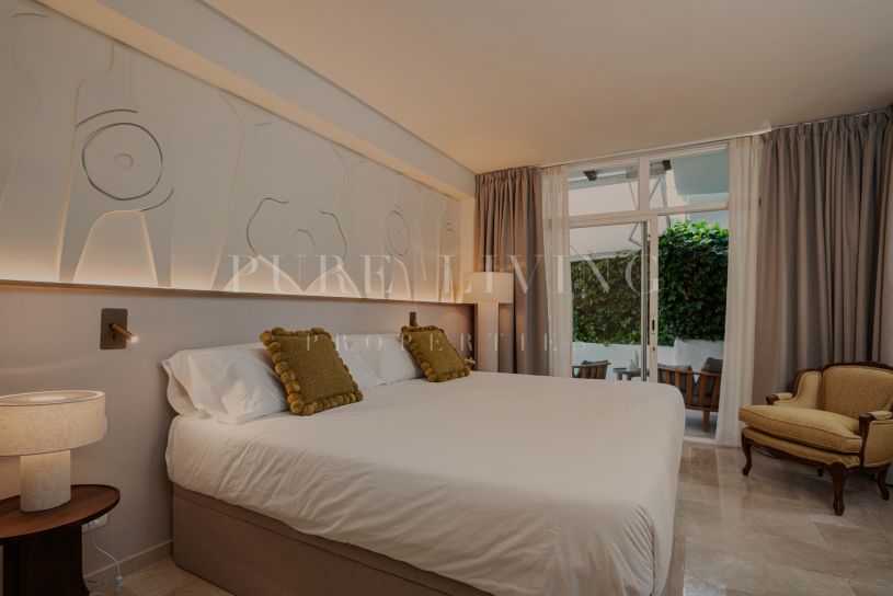 Stunning 3-Bedroom Apartment for Rent in Alhambra del Mar, Marbella