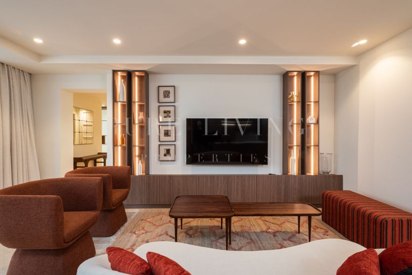 Stunning 3-Bedroom Apartment for Rent in Alhambra del Mar, Marbella