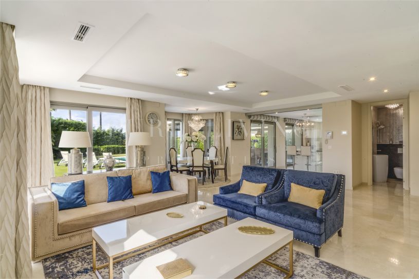 Indrukwekkende villa aan het strand in Marbella Oost