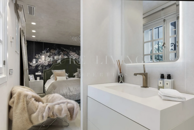 Luxurious 2 bedroom unit in Puente Romano Fase II