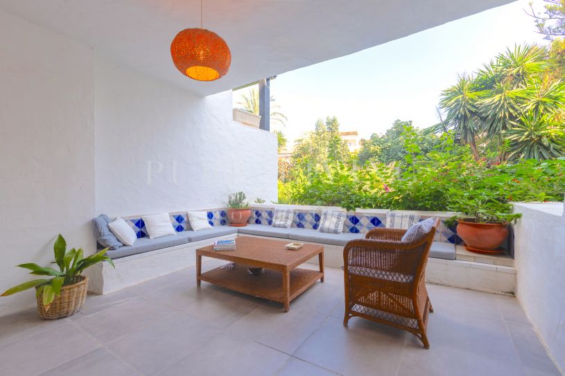 Renovated Apartment in Puente Romano