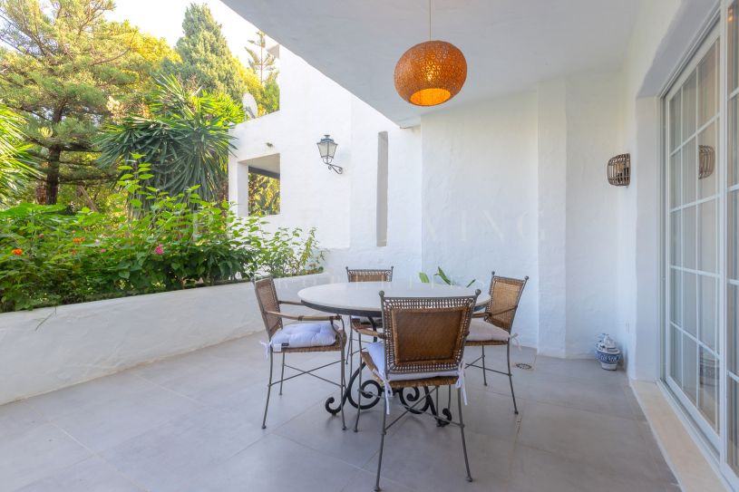 Renovated Apartment in Puente Romano