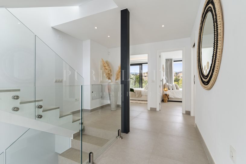 Villa contemporaine orientée ouest à La Resina Golf