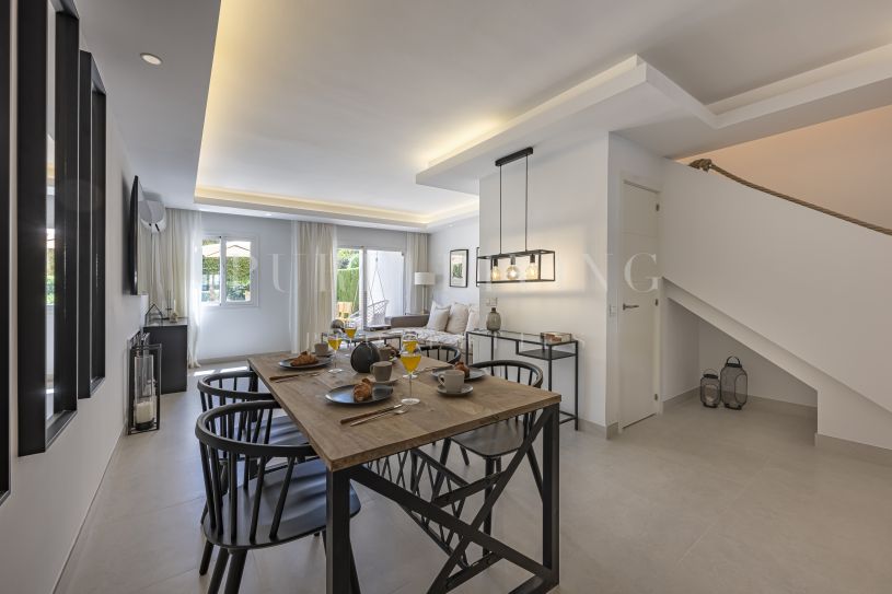 Duplex for sale in Miragolf, Nueva Andalucia