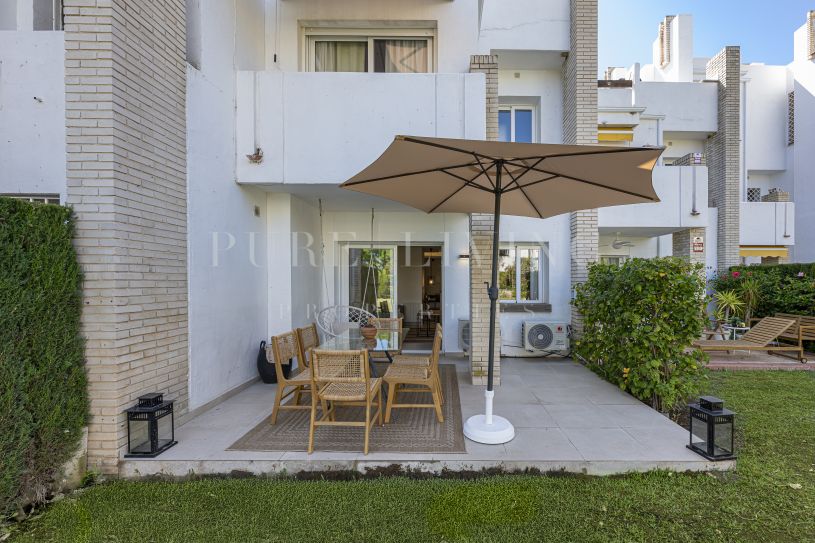 Duplex for sale in Miragolf, Nueva Andalucia