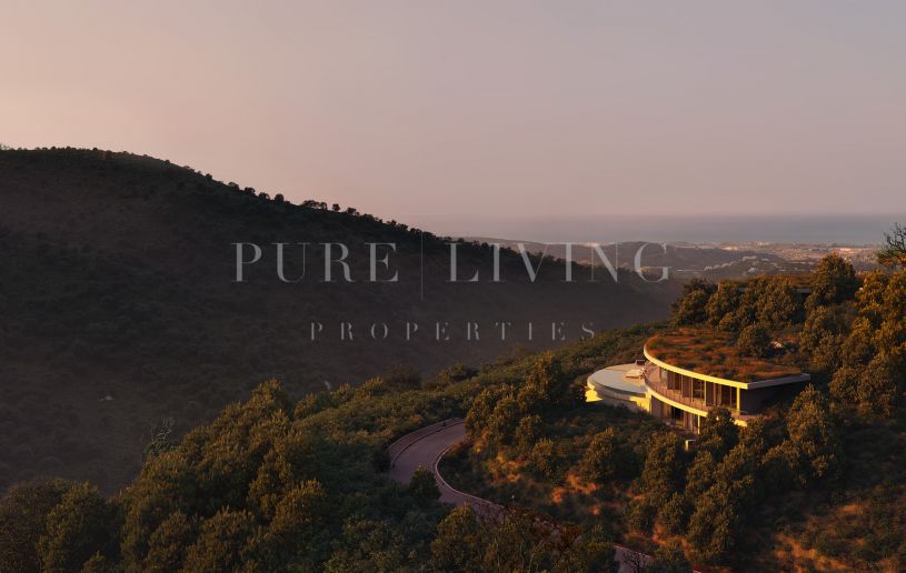 Villa de lujo con impresionantes vistas panorámicas al mar y la montaña, ubicada en Monte Mayor