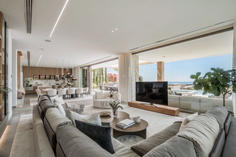 The Hills 10 – Een Meesterwerk van Moderne Elegantie in La Quinta