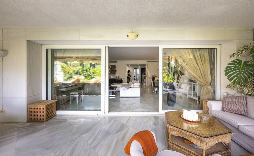 Appartement 3 chambres en bord de mer à vendre à Don Gonzalo, Mille d'Or, Marbella