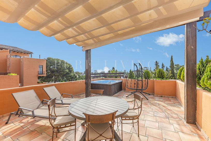 Duplex penthouse in een aparthotel te huur en te koop.