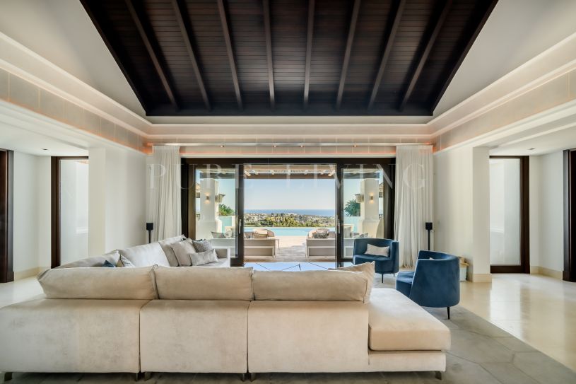 Spectaculaire luxe villa met adembenemend panoramisch uitzicht op zee, gelegen in Los Flamingos