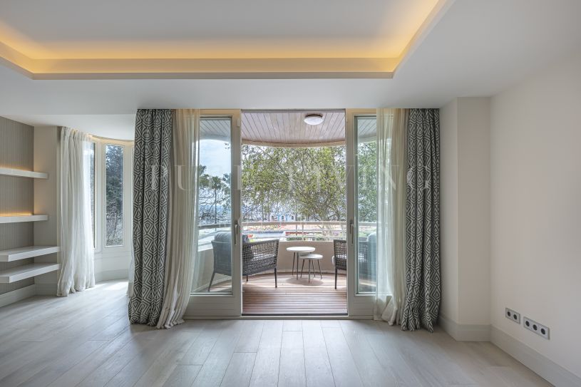 Appartement de luxe exclusif avec vue sur la mer à quelques pas de la plage