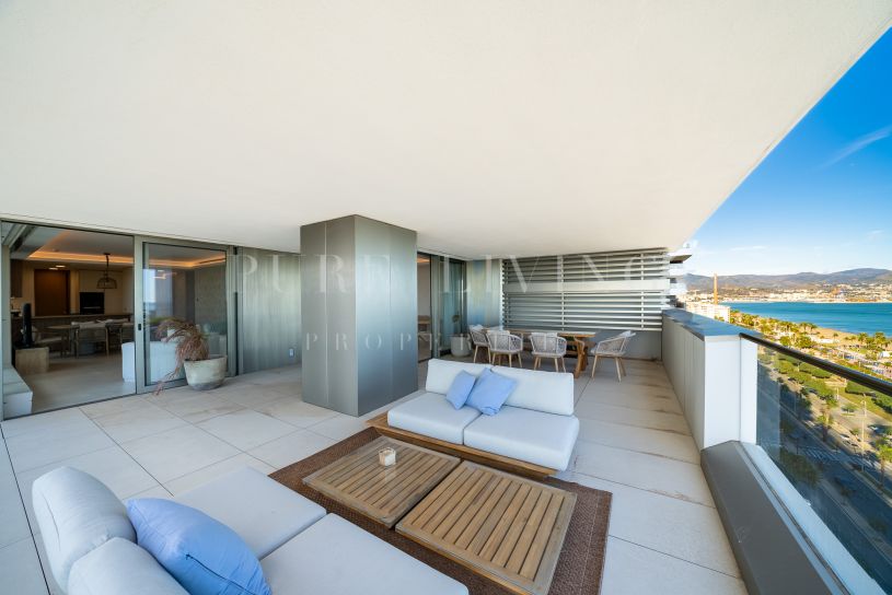Modern appartement met 3 slaapkamers in de Toren van Malaga met panoramisch uitzicht op zee