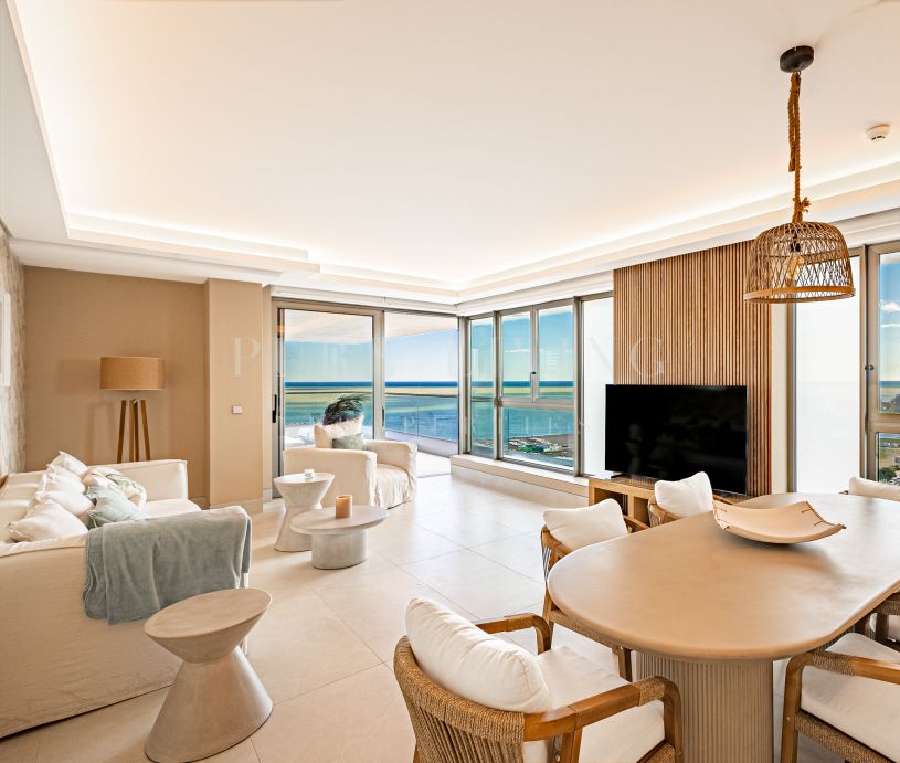 Modern appartement met 3 slaapkamers in de Toren van Malaga met panoramisch uitzicht op zee