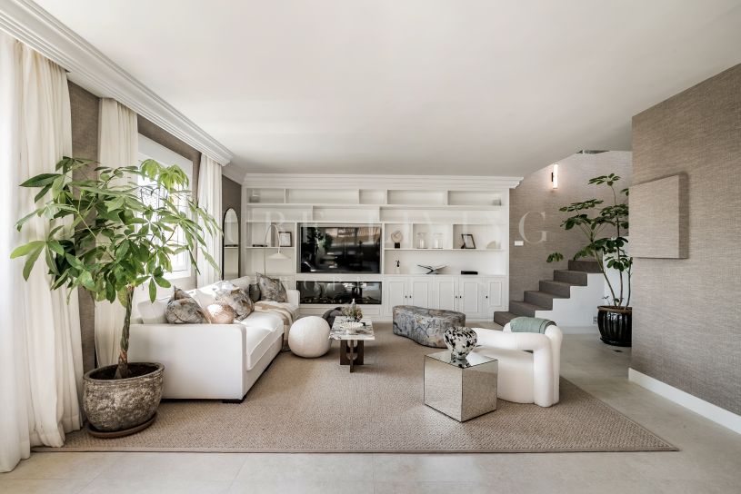 Vijf slaapkamer duplex penthouse aan Marbella's Golden Mile