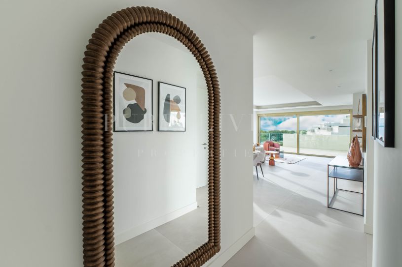 Superbe penthouse en duplex à vendre à Benalus