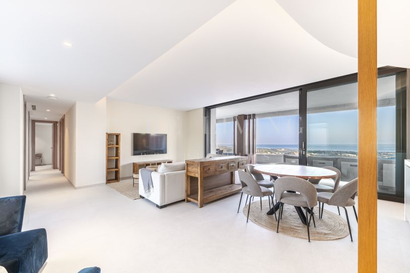 Appartement impressionnant de trois chambres avec vue sur la mer à Real de La Quinta.