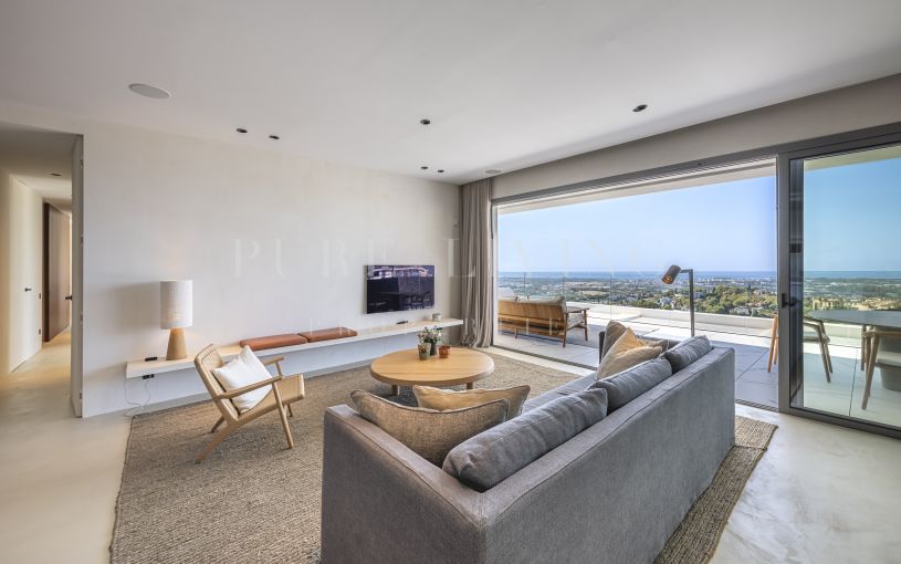 Appartement spacieux au étage intermédiaire avec vue sur la mer à BUY Hills.