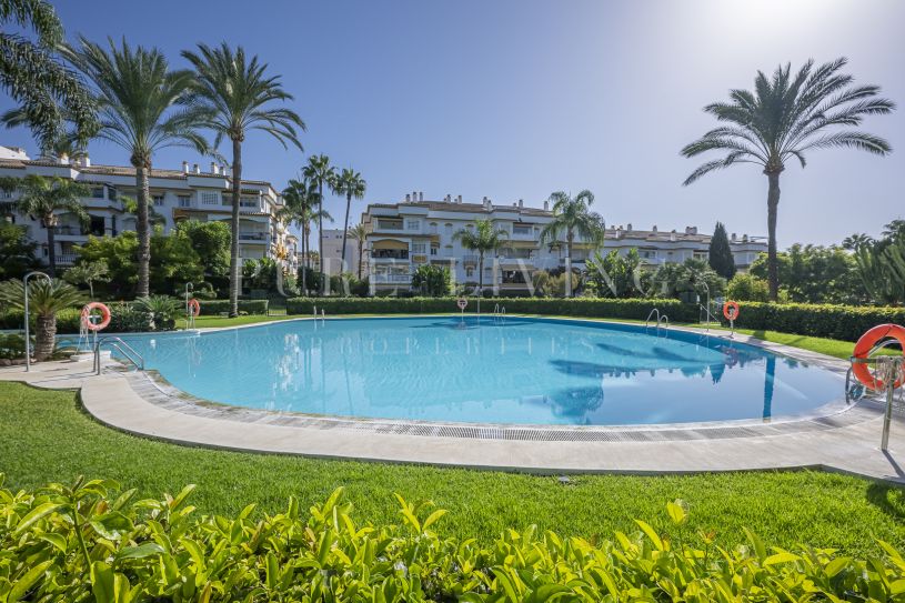 Appartement rez de chaussée pour une location à long terme à Marbella Golden Mile, Marbella - Toutes les zones