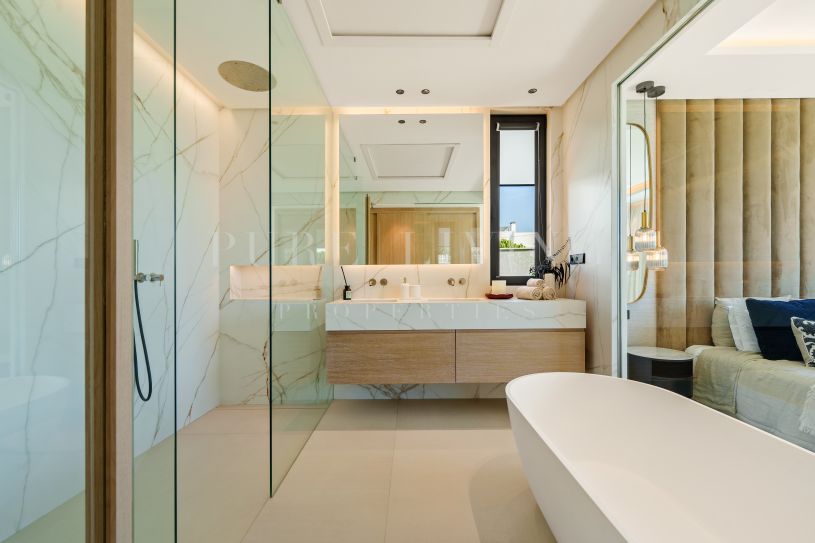 Arquitectura elegante y estilo de vida mediterráneo a un paso del mar