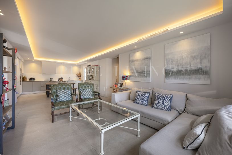 Appartement rénové de trois chambres à Aldea Blanca, Nueva Andalucía