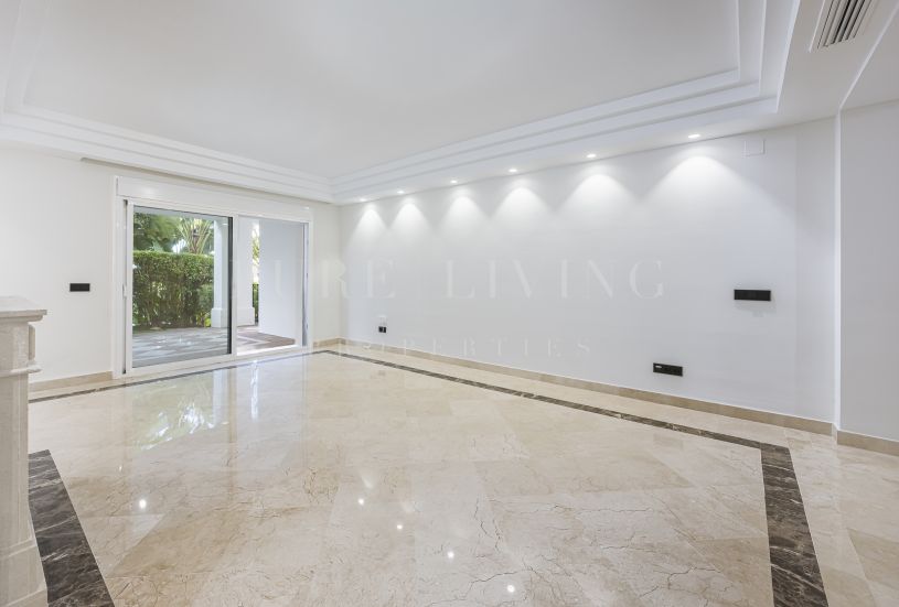 A spacious two bedroom ground floor apartment in Montebello Hills, Lomas de Marbella Club